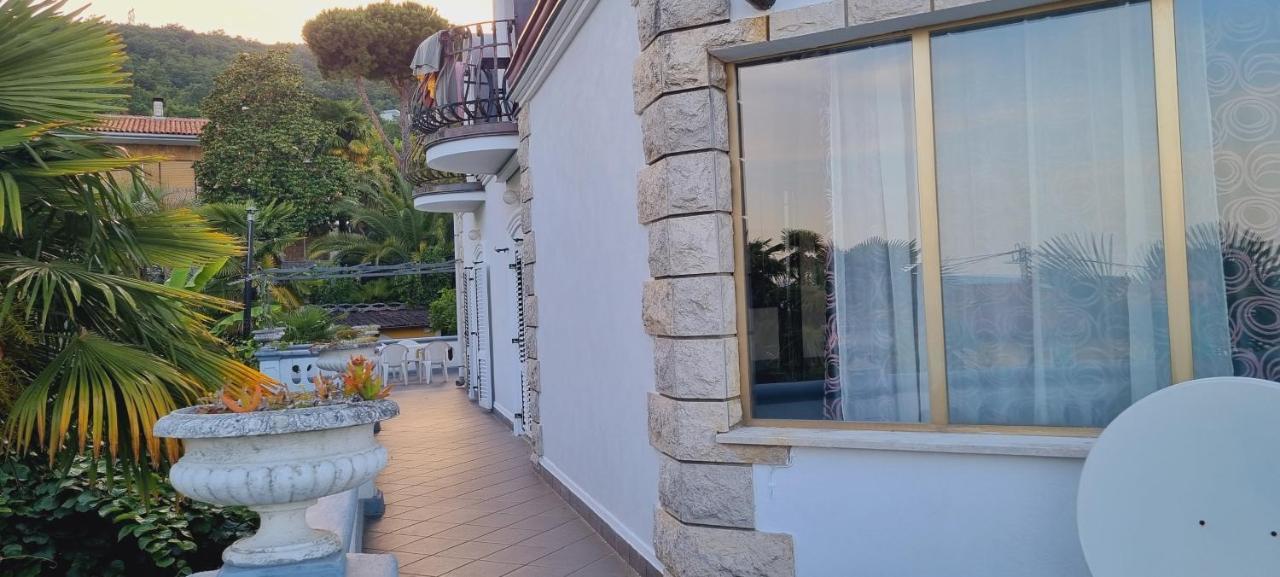 Villa Niki Rezine Lovran Exterior photo